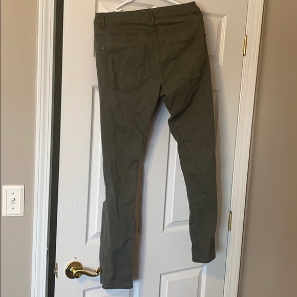 Pants - Picture 2 of 2
